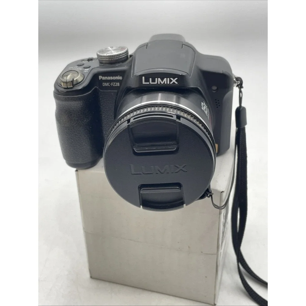 PANASONIC Lumix DMC-FZ28 Digital Camera 10MP / 18X Zoom+Battery+Charger+SD Card